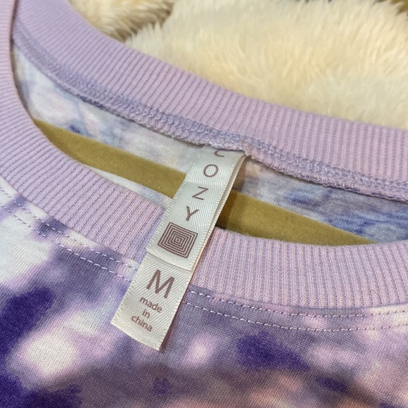 NWOT LulaRoe Cozy Kate - Picture 2 of 2